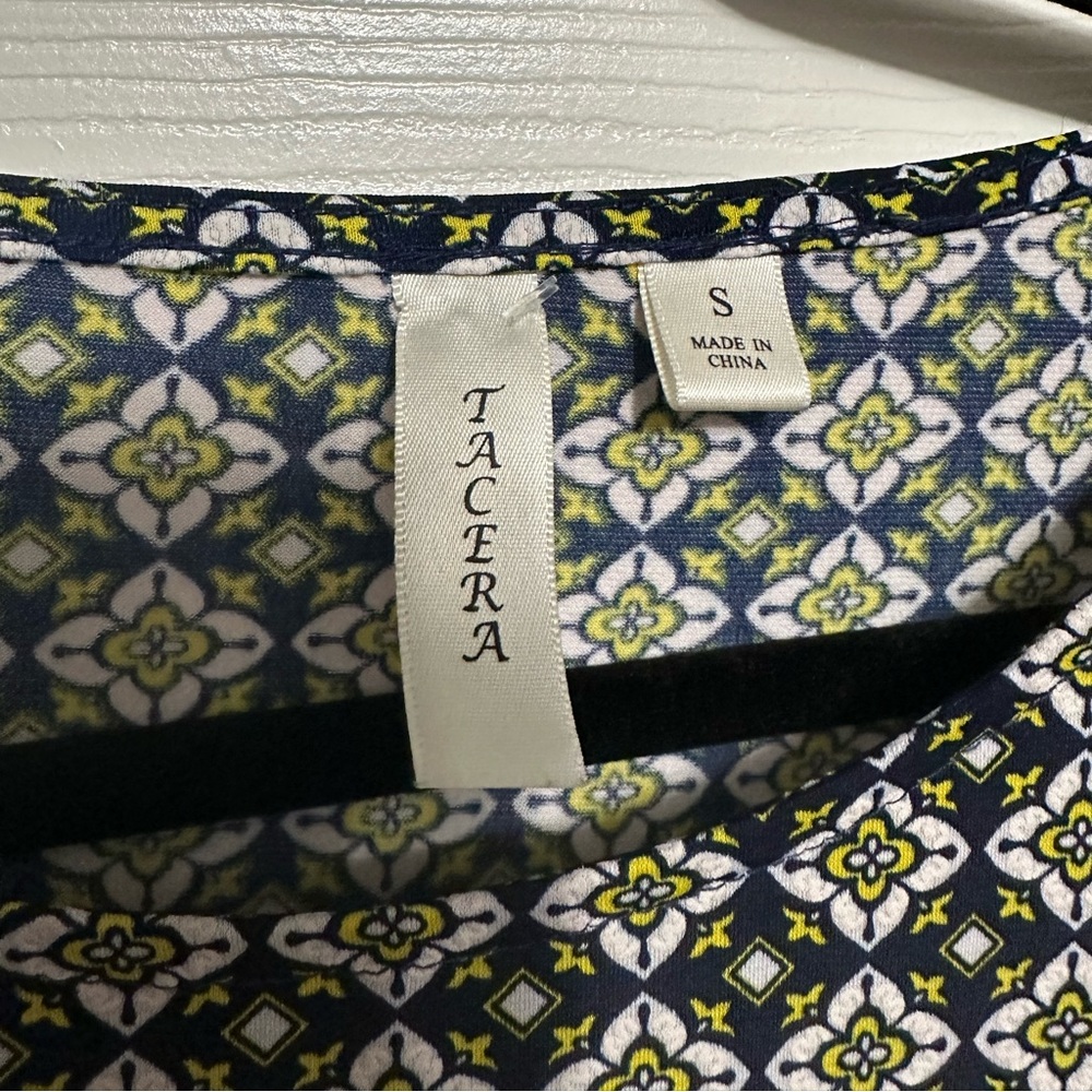 Abstract Tunic Dress - Picture 11 of 13